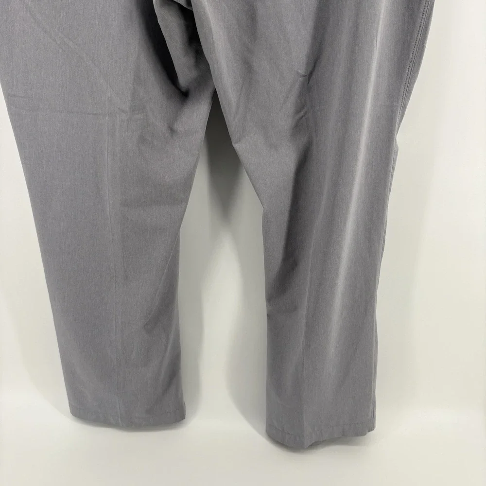 Greg Norman MicroLUX Men's 44x 30 Grey Play Dry Golf Pants